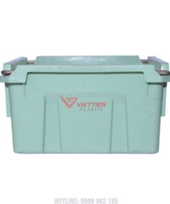 Tay cầm của thùng có sử dụng 2 thanh sắt giúp cho việc bưng bê hàng hóa dễ dàng hơn