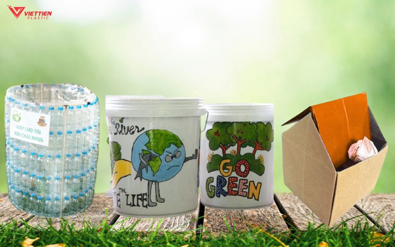 Trang trí bằng vật liệu tái chế