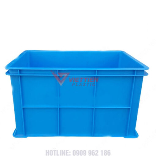 Các đường gân nhựa bao quanh thùng để tăng thêm độ bền cho thùng nhựa đặc B5
