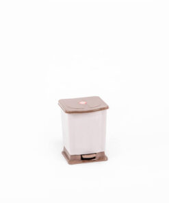 thùng rác 2.5 lít đạp chân