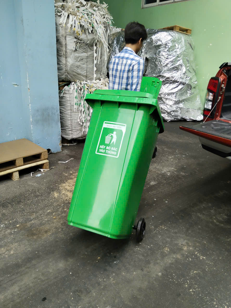 thùng rác 240l cho khách kẻ