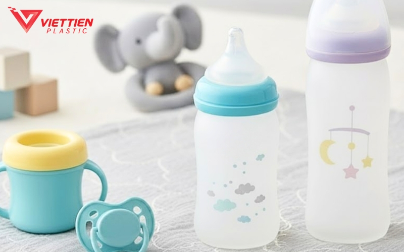 Tritan là nhựa copolyester trong suốt do Eastman phát triển