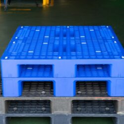 Hình ảnh pallet nhựa V4-1575